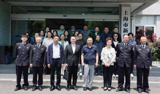 点击在新窗口中打开图片