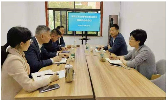 点击在新窗口中打开图片