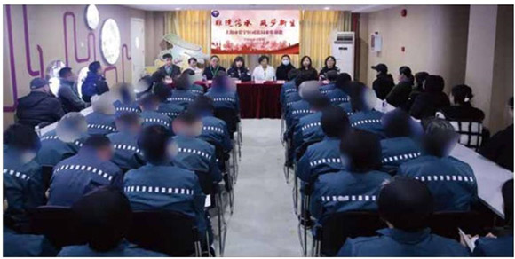 点击在新窗口中打开图片