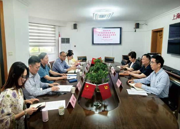 点击在新窗口中打开图片