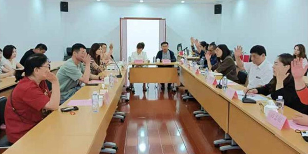 点击在新窗口中打开图片