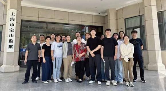点击在新窗口中打开图片