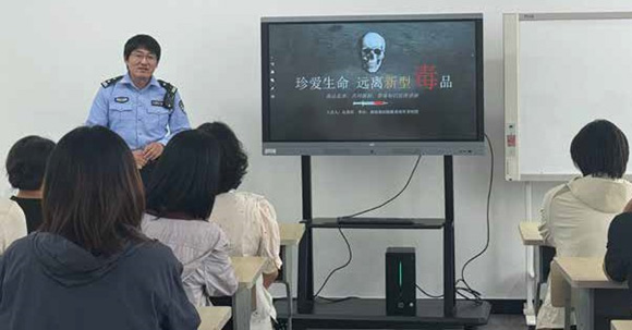 点击在新窗口中打开图片