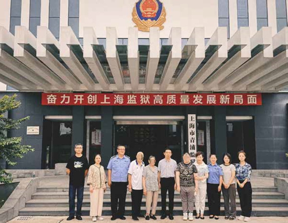 点击在新窗口中打开图片