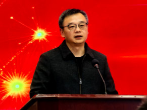 点击在新窗口中打开图片