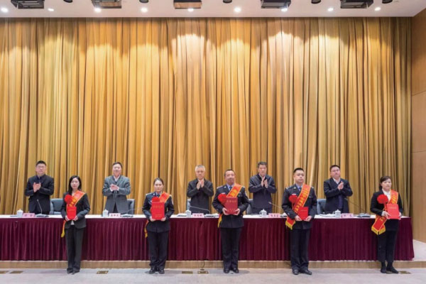 ������´����д�ͼƬ