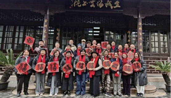 点击在新窗口中打开图片