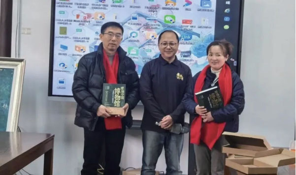 点击在新窗口中打开图片