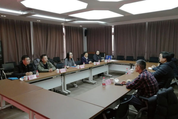 点击在新窗口中打开图片