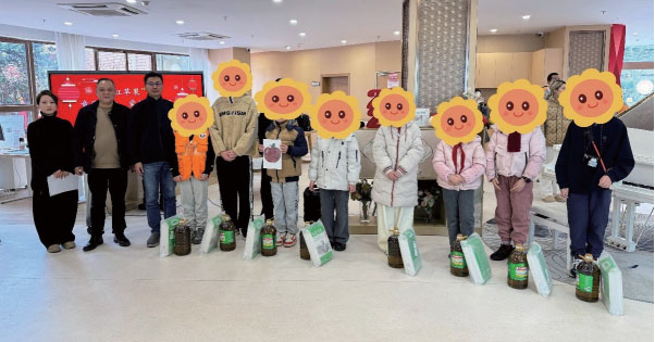 点击在新窗口中打开图片